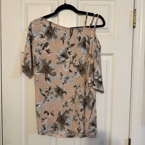 NWT White birch Pink Floral One Shoulder Top Size Small